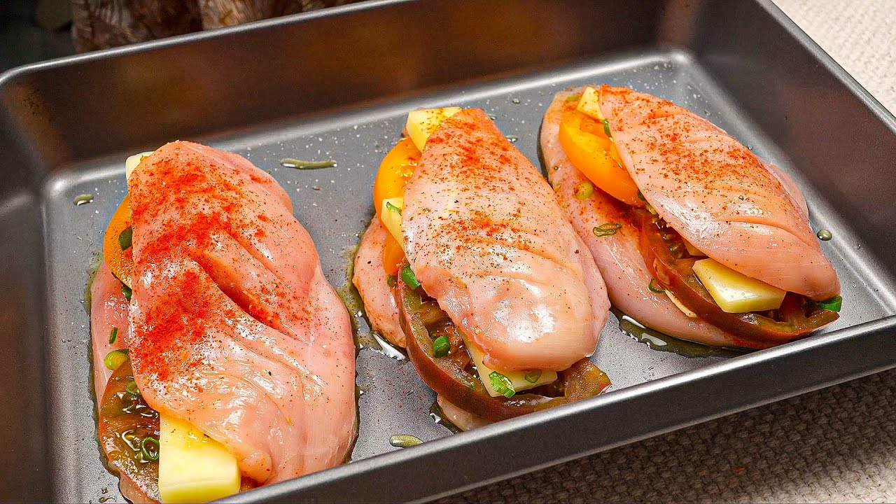 Jednoduchý recept na plněná kuřecí prsa s mozzarellou a rajčaty