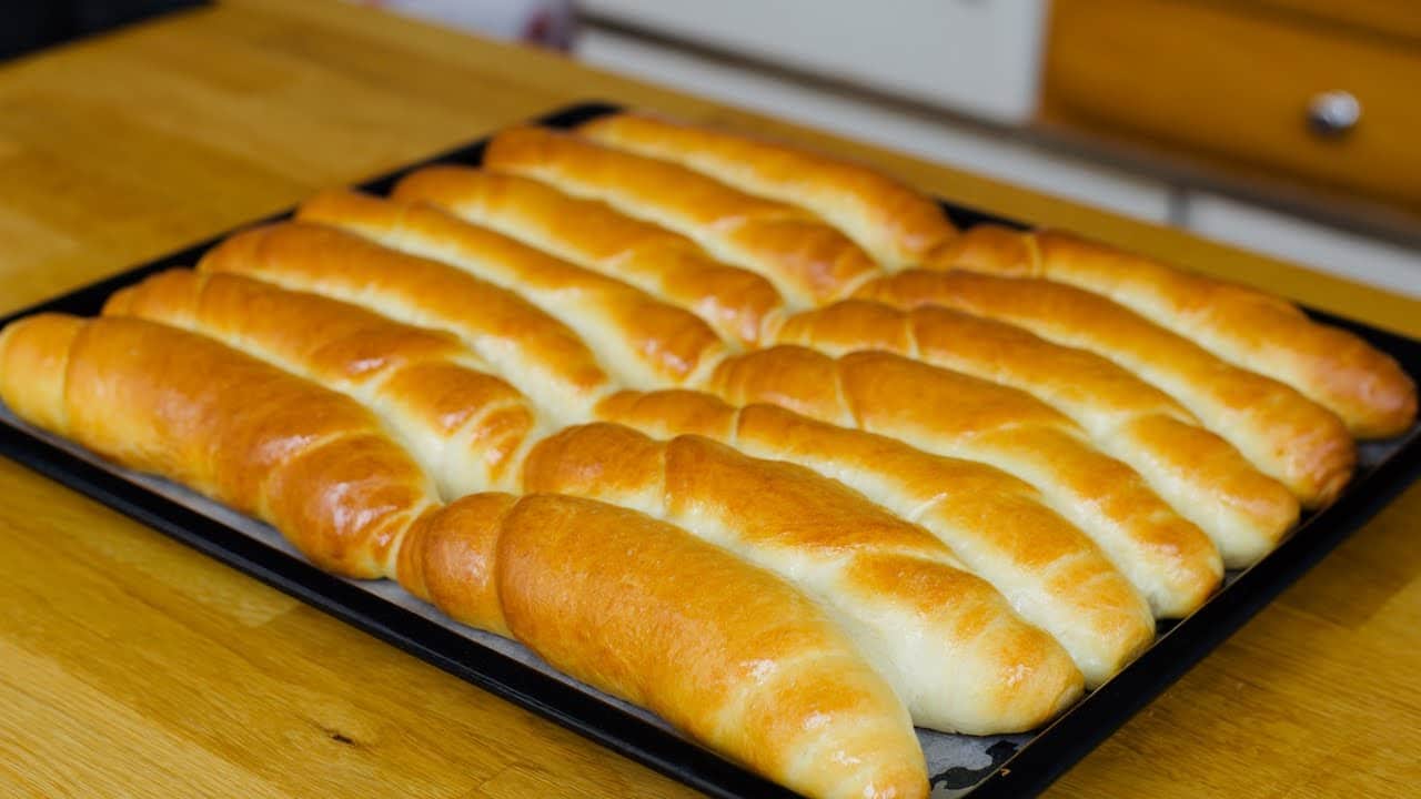Recept na domácí rohlíky, které jsou lepší než z pekárny – doporučujeme