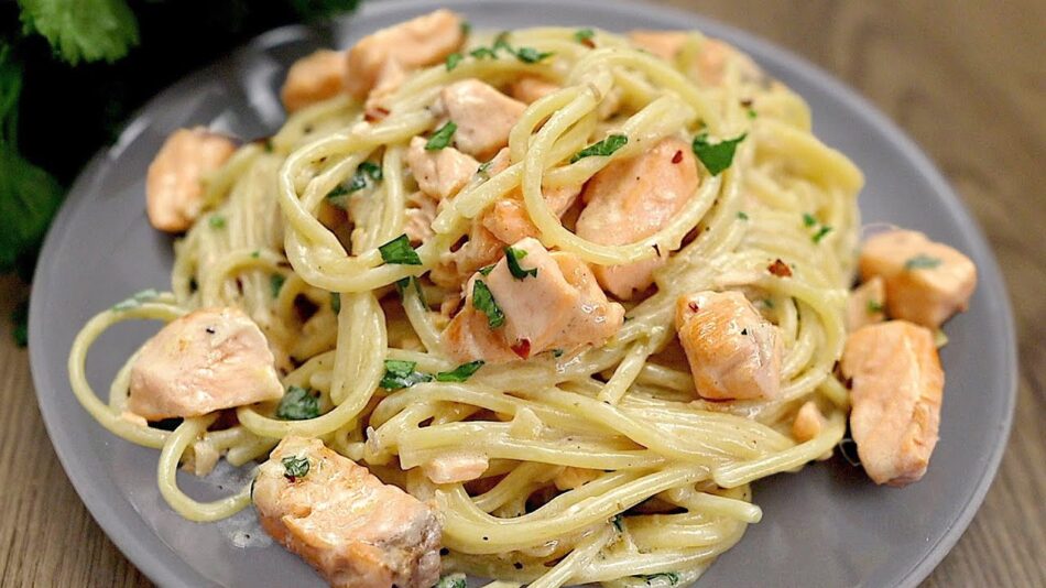 Recept na skvělé smetanové špagety s lososem – Inspirace na rychlý oběd!