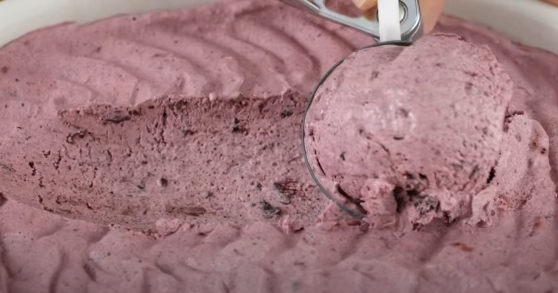 Domácí ovocná zmrzlina se smetanou – rychlý a jednoduchý recept
