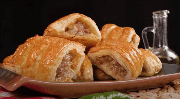 Jednoduchý recept na listové taštičky plněné mletým masem!