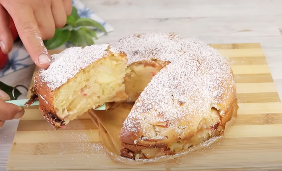 Recept na skvělý jablečný koláč, který si zamiluje celá rodina – Chutná opravdu skvěle!