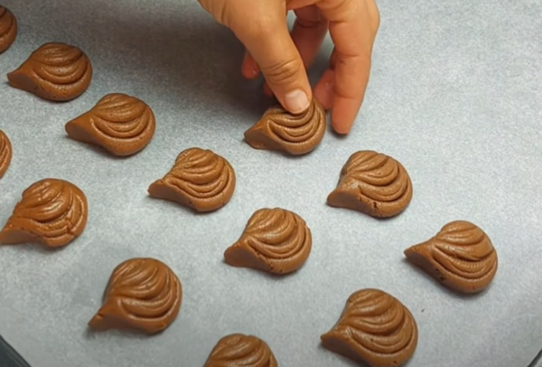 Vyzkoušejte tyto skvělé kakaové sušenky – Rychlý a jednoduchý recept!