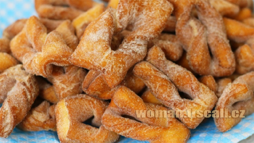 Boží milosti : Tradiční sladké Velikonoční pečivo. Určitě vám zachutnají hned jak je ochutnáte !