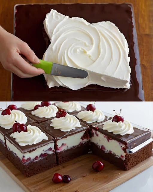 To je šílenství — tak strašně dobré: švarcvaldský pudinkový koláč z plechu