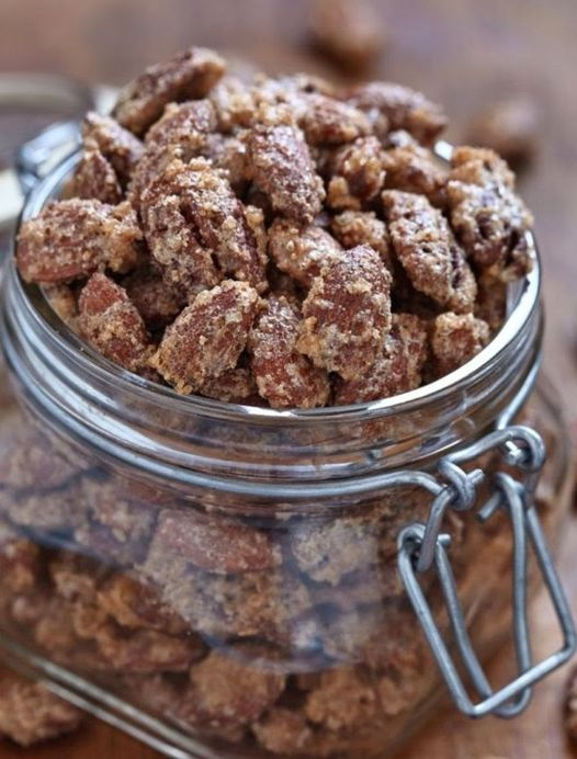 Chutnají tak moc dobře, pražené mandle 🥰