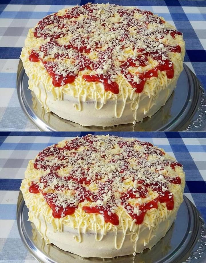 Moje rodina si ho stále přeje! – Jahodový dort Spaghettieis