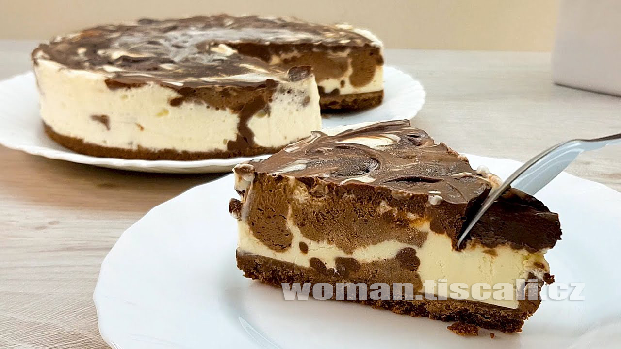 Domácí nanukový dort MILKA: Tak toto je absolutní bomba na léto. Na kupované zmrzliny se už ani nepodíváte !