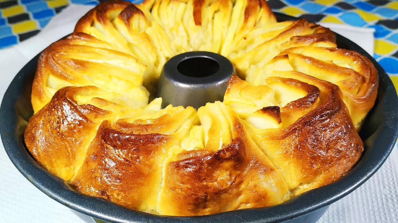 Extrémně chutný jablečný koláč z bábovkové formy: Tento recept okamžitě ukládám mezi oblíbené!