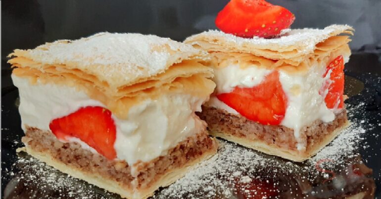 Fantastické, krémové kostky z listového těsta plné skvělého ovoce. Jednoduše vynikající !