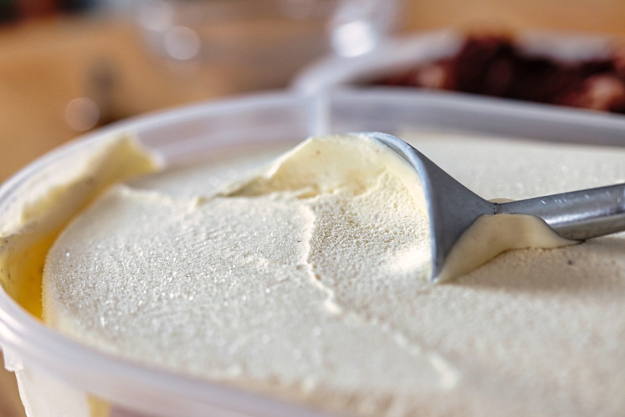 Fantastický dezert z jogurtu a ovoce.Příprava vám zabere jen 10 minut a je to fantastická pochoutka