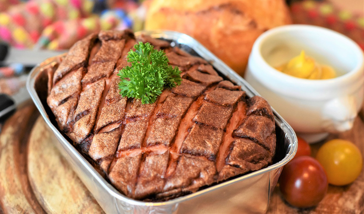 Klasické smažené karbanátky už nedělám: Tato chutná sekaná z trouby je mnohem lepší a je s ní méně práce !