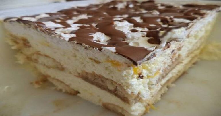 Lehký a osvěžující koláč s ovocem a tvarohem. Bez pečení!