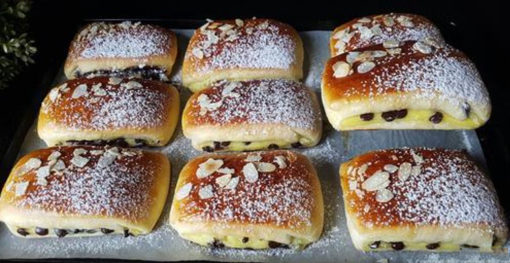 Nejrychlejší buchty s pudinkovou nádivkou pod sluncem a chutnají skvěle! Toto těsto používám i na šneky, koláče a rohlíky !