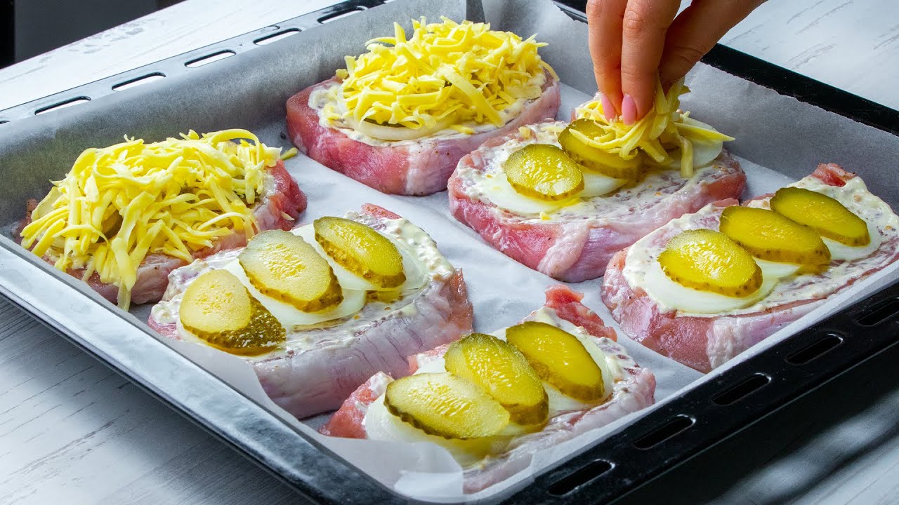 Nenáročné obložené vepřové kotlety pečené v troubě: Fantastické jídlo, které se hodí na běžný den, i na slavnostní stůl !