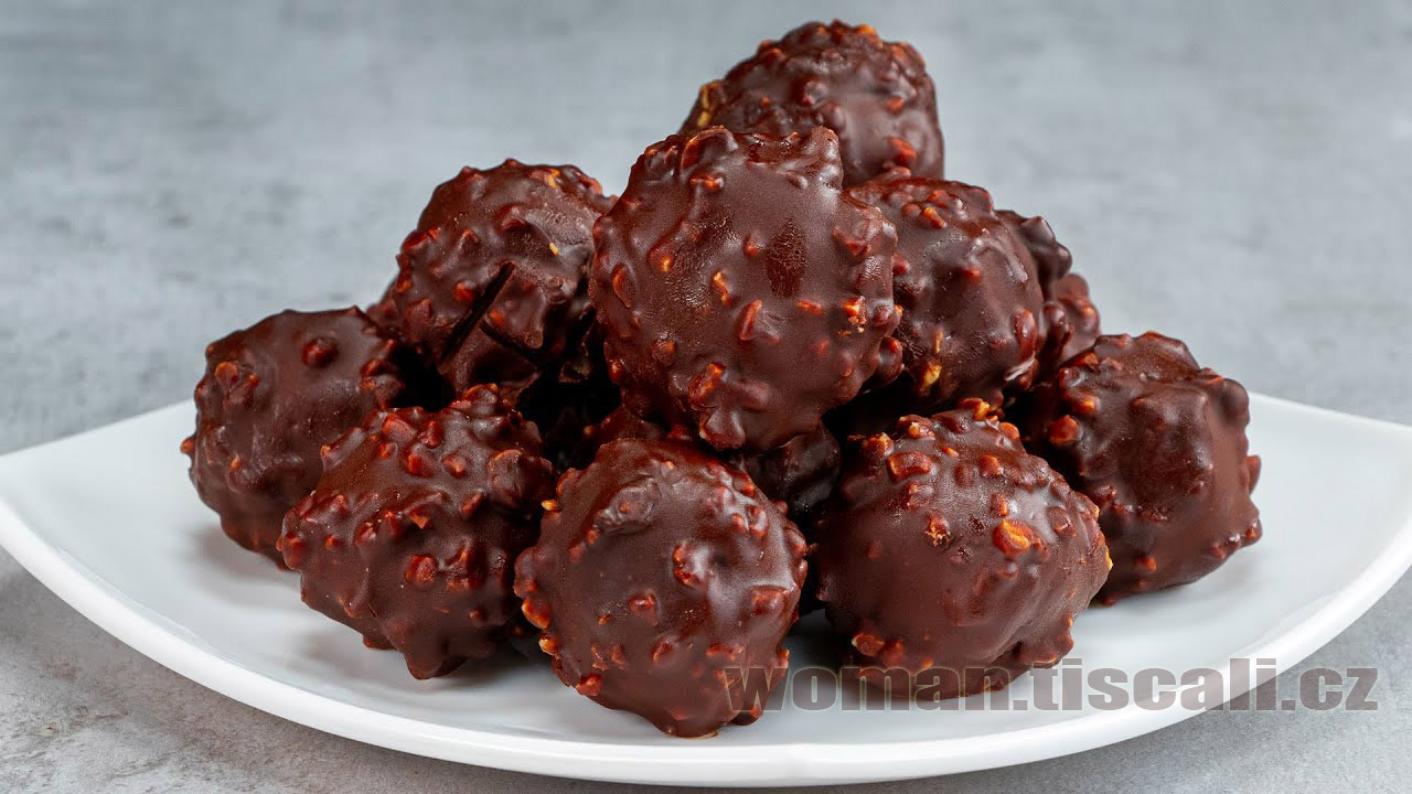 Nepečené FERRERO kuličky, které každý miluje: Chutnají úplně jako kupovaný dezert z obchodu