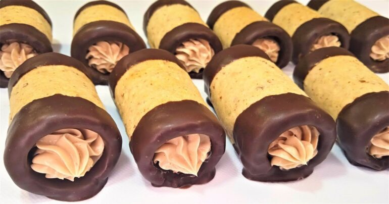 Pařížské trubičky s poctivým čokoládovým krémem uvnitř!