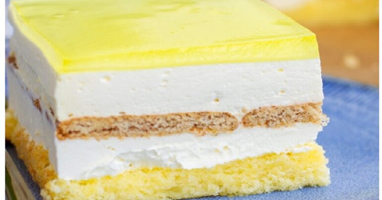 Recept na „citronovník“: Lahodný, osvěžující koláč s výrazným citrónovým nádechem. Lehký, ne příliš sladký !