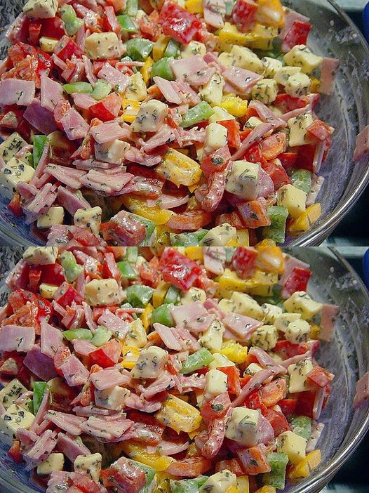Tak lahodné, to nesmí chybět, šunkový salát se sýrem a paprikou!