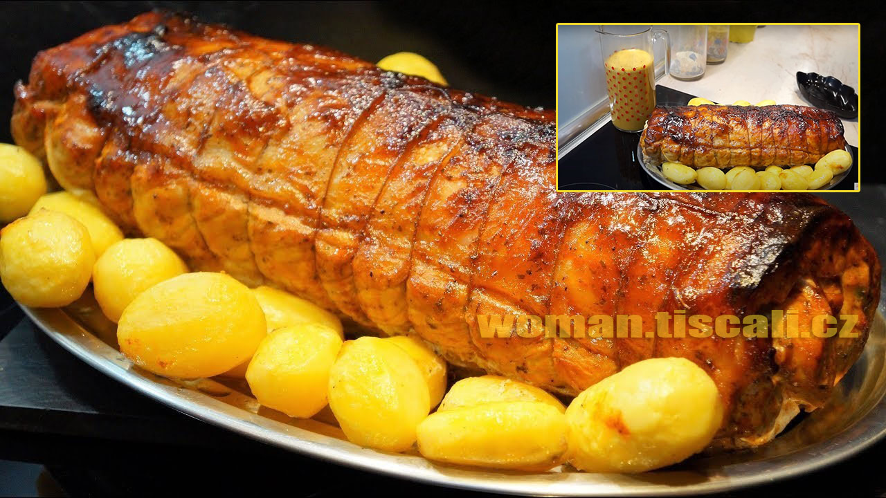 Takto peču vepřové karé V CELKU až se z té chuti můžou všichni zbláznit: Dejte ho na plech takto, výsledek famózní !