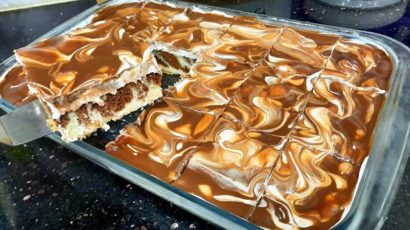 Tvarohová lahůdka z hrnečku: Úžasný šťavnatý koláč připraven za 15 minut – pro mou rodinu číslo 1 !