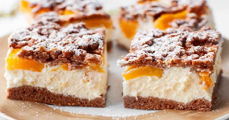 Tvarohový koláč v křehkém těstíčku s broskvemi: Lahůdka ke kávičce !