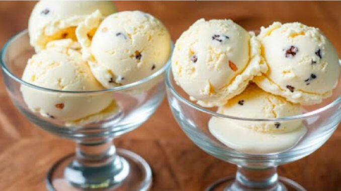 Zapomeňte na kupované zmrzliny! Tato domácí zmrzlina je jednoduchá, rychlá a neskutečně lahodná