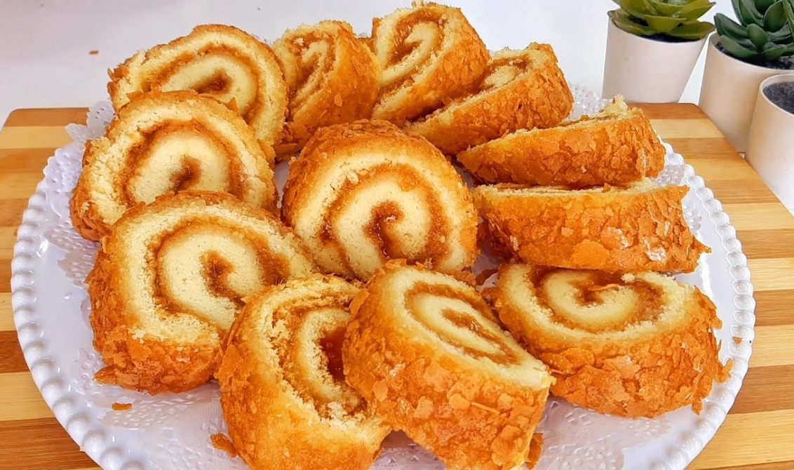 Zázračná roláda na 5 lžiček: 5 minut práce, peče se 15 minut a zastíní všechny ostatní dezerty !