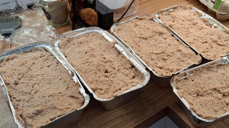 Každý rok na Vánoce dělám 3 kg paštiky. Je tak dobrá, že každý po ní sáhne