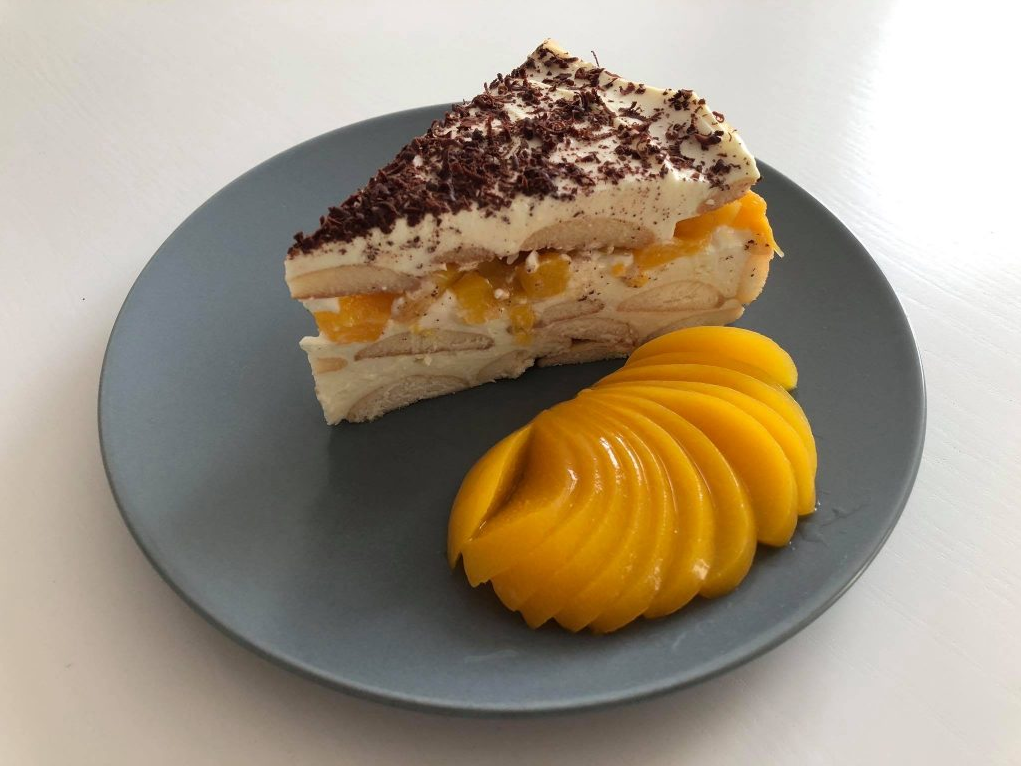 Manžel připravil své ženě k narozeninám luxusní zákusek. Za pár minut. Takový dezert ještě neochutnala!