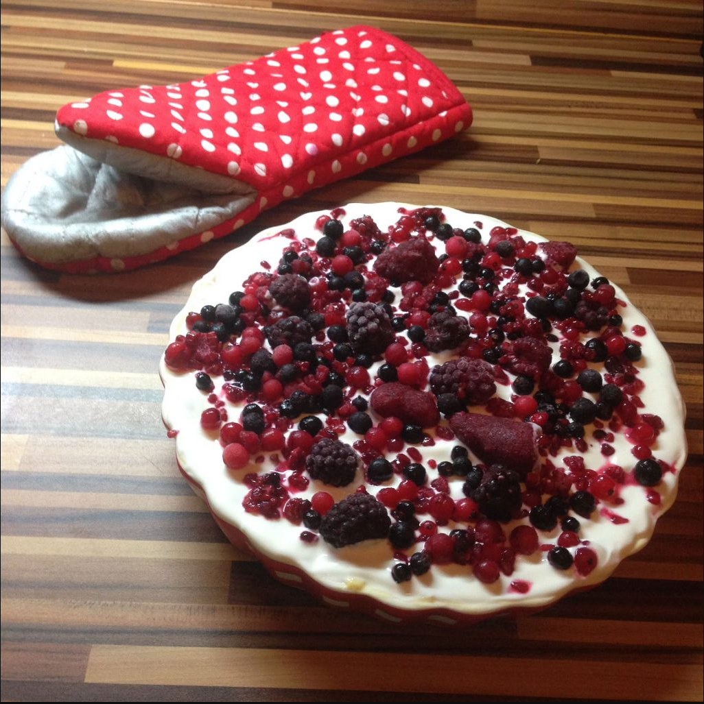 Za pár minut a bez pečení vykouzlila luxusní dezert, jaký nekoupíte v žádné cukrárně. Domácí cheesecake bez mouky oslní všechny vaše hosty.