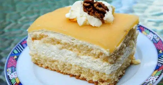 Recept na klasický máslový marcipánový dort z Lübecku