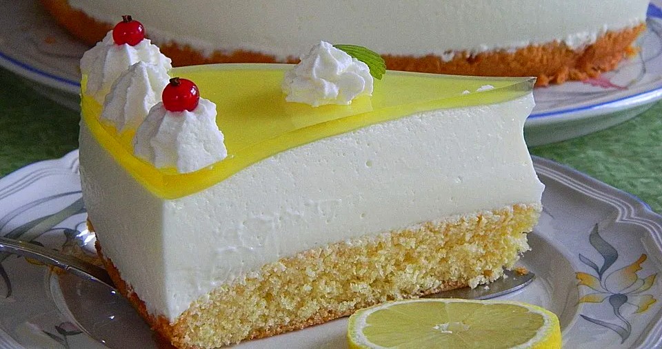 Citronový jogurtový dort