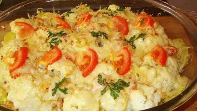 Zapečený květák s mletým masem: snadný oběd pro každý den