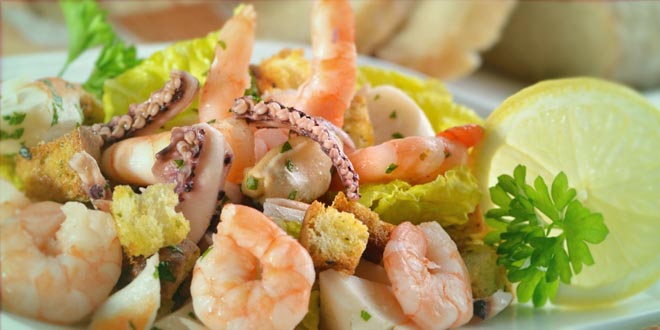 Salát z mořských plodů