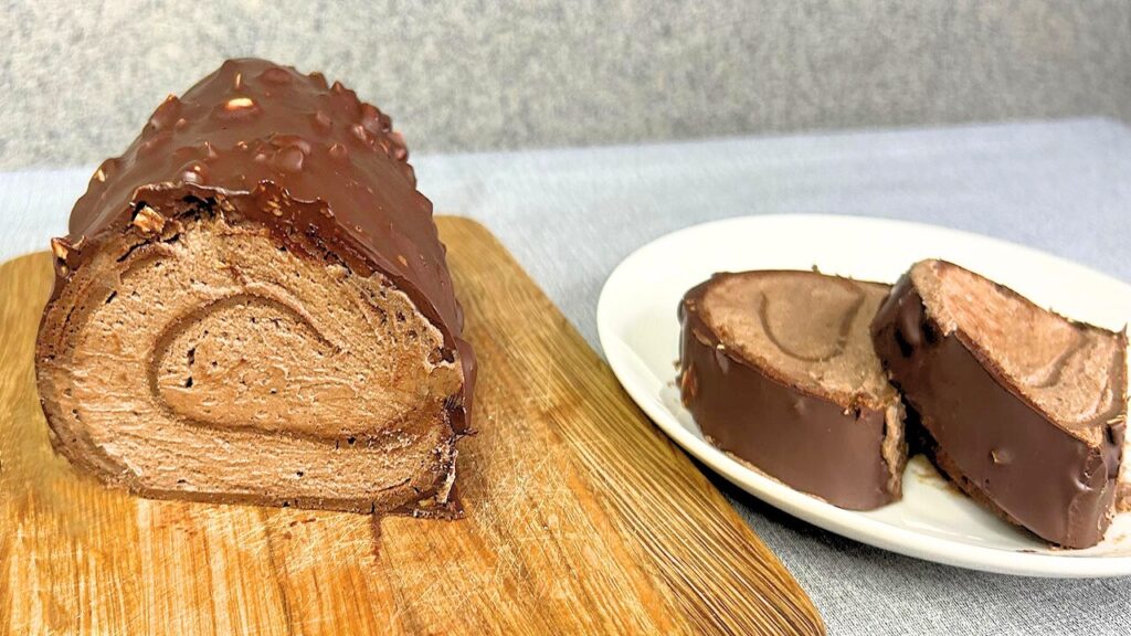 Měl jsem hodně Epiphany čokolády, tak mě napadl skvělý nápad udělat si hezkou housku, ale bez těsta na sušenky!