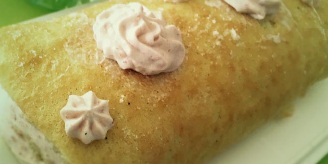 Nízkosacharidová roláda s jahodovou náplní (lehký piškot bez mouky a cukru)