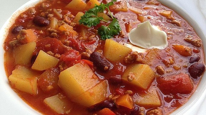 Bauerntopf en tchèque se traduit par **”Dědový hrnec”**.