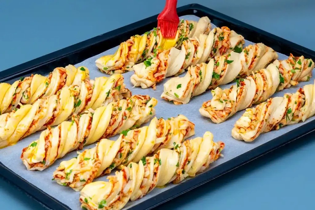 Listové těsto-šunka-sýrové tyčinky: Potřebujete jen 4 ingredience