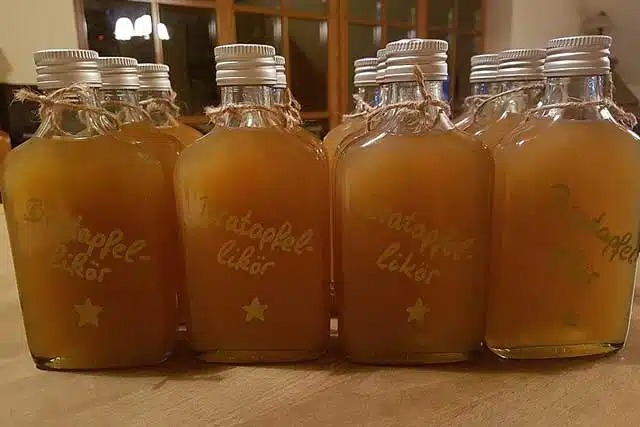 Recept na teplý skořicový likér se smetanou – tahle dobrota vás nadchne!