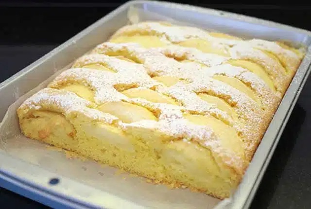 Recept na jablečný koláč: suroviny máte určitě doma