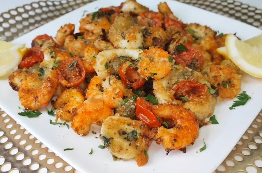 Minulý rok na Silvestra mi jedno podnos nestačil, letos to udělám zase ve velkém, aby se nikdo neurazil!