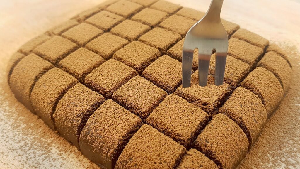 Je mangerais une tonne de ça, je me suis surpassé avec ce dessert au chocolat et je pense qu’il est aussi diététique !  
Četl bych toho hromady, tento čokoládový dezert se mi skutečně povedl a myslím, že je i dietní!