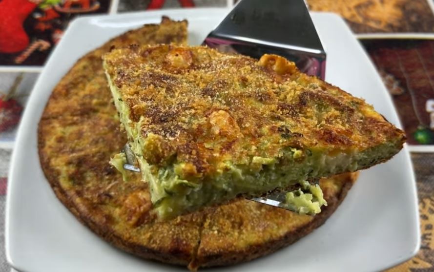 Po Vánocích jím něco lehkého a zdravého, dnes večer přinesu tento slaný koláč s pouhými 270 kaloriemi na stůl!