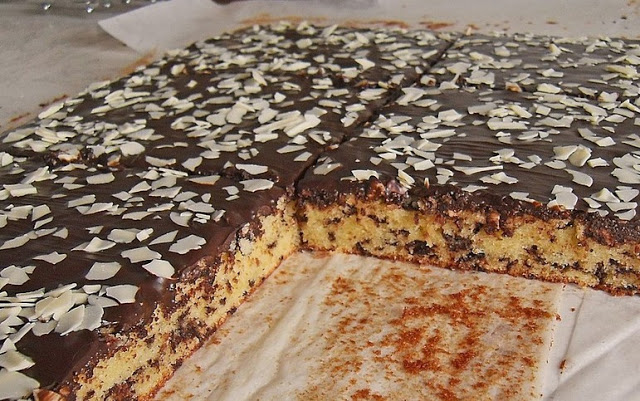 Mrkvový koláč z plechu