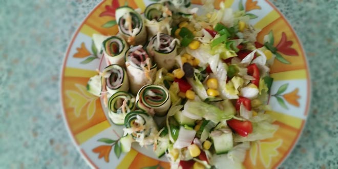 Nízkosacharidové zapékané cuketové rolky se šunkou (20 porcí)