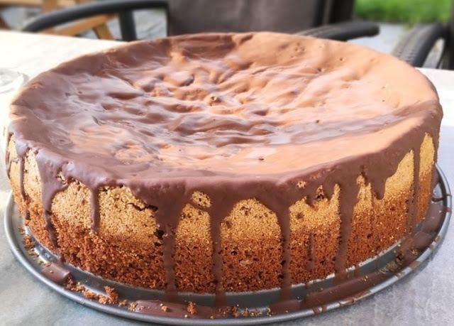 3 ingredience ořechový koláč