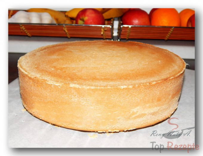 Le titre traduit en tchèque serait : **Dokonalý korpus na dort podle Reny**.