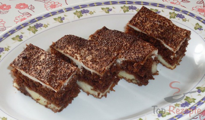 Pudinkový dort se zakysanou smetanou