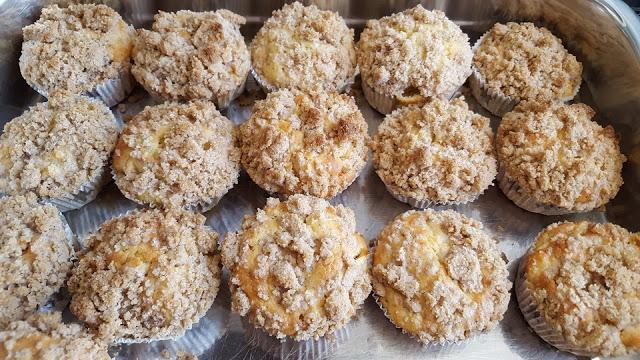 Jablečné muffiny se drobenkou